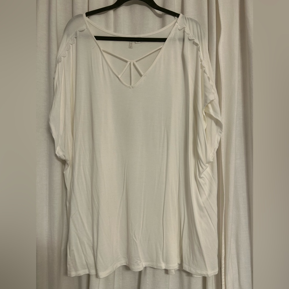 Cato Plus size white top